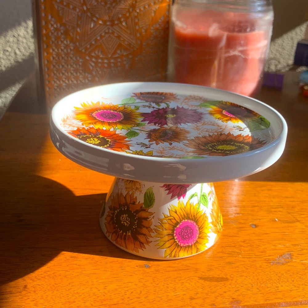 Fall theme. Partly lite Autumn Tapestry pedestal jar candle holder.New in boxes